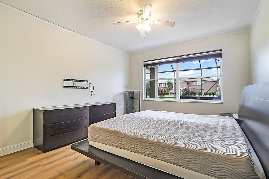 11065 Stone Creek St -27
