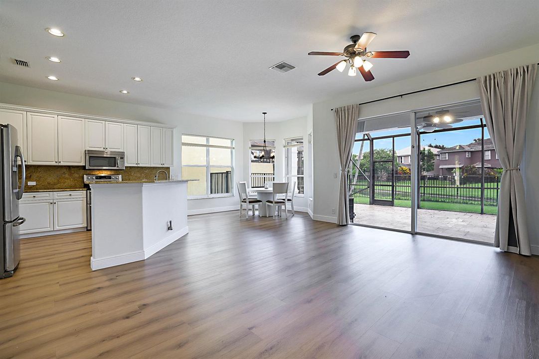 11065 Stone Creek St -20
