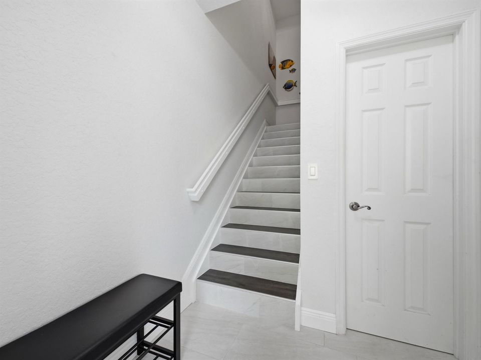 Foyer Stairs