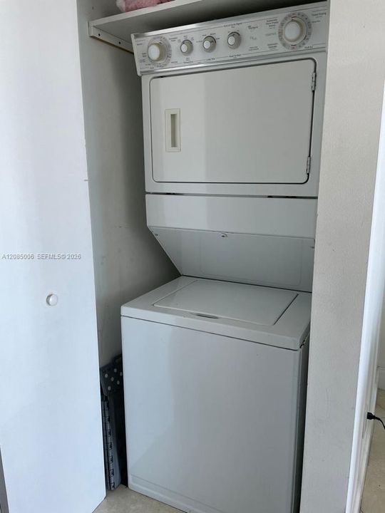 En Renta: $3,000 (2 camas, 2 baños, 816 Pies cuadrados)