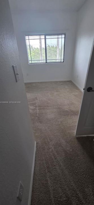 В аренду: $2,400 (2 спален, 2 ванн, 0 Квадратных фут)