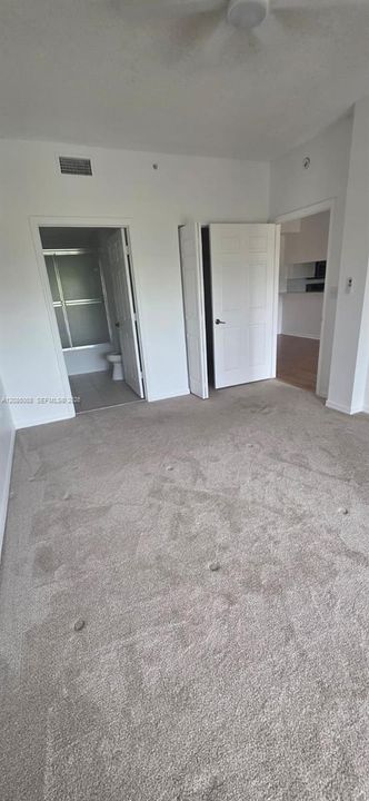 В аренду: $2,400 (2 спален, 2 ванн, 0 Квадратных фут)