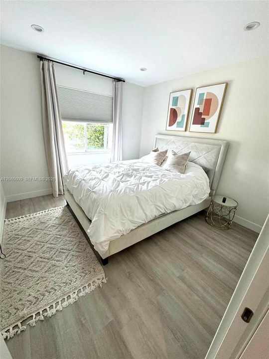 For Rent: $7,500 (4 beds, 2 baths, 2015 Square Feet)