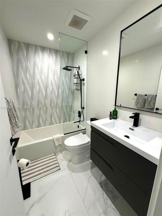 For Rent: $7,500 (4 beds, 2 baths, 2015 Square Feet)
