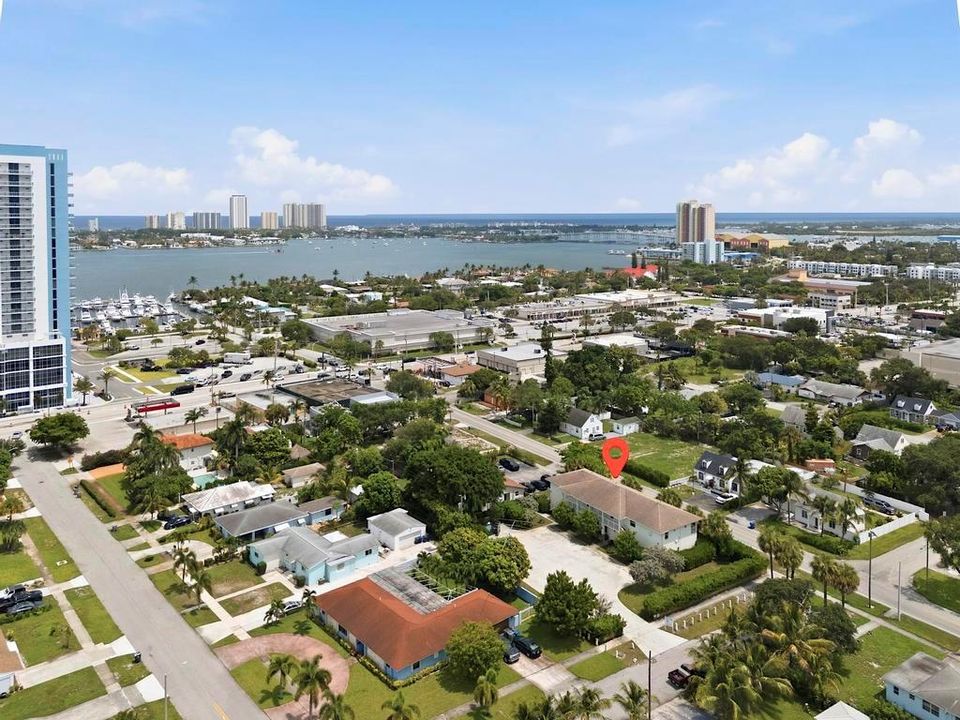 105 2nd St lake park - - 460