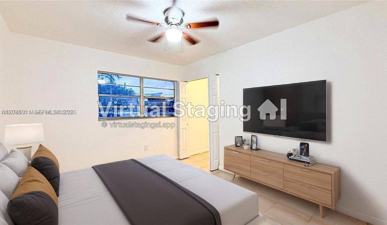 For Sale: $149,000 (2 beds, 1 baths, 810 Square Feet)