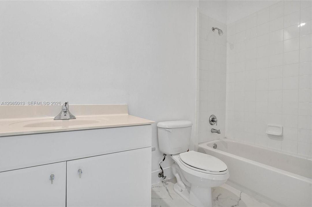 For Rent: $6,500 (3 beds, 3 baths, 2366 Square Feet)