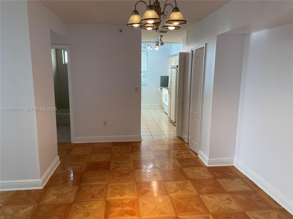 В аренду: $2,850 (2 спален, 2 ванн, 1120 Квадратных фут)