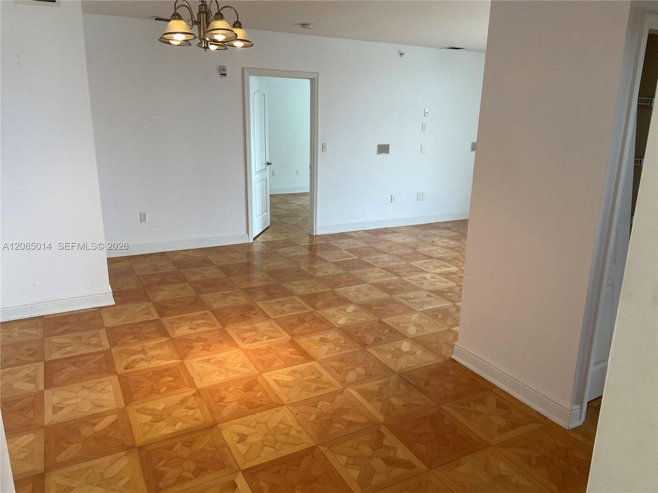 В аренду: $2,850 (2 спален, 2 ванн, 1120 Квадратных фут)
