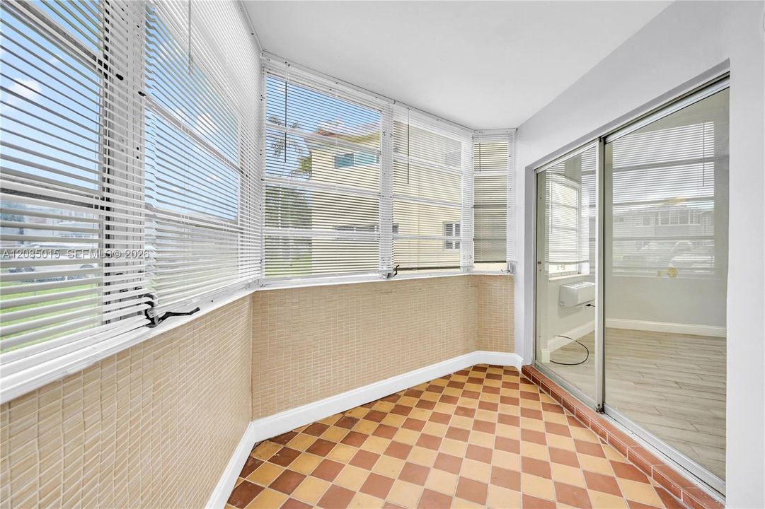 En Renta: $1,600 (1 camas, 1 baños, 660 Pies cuadrados)