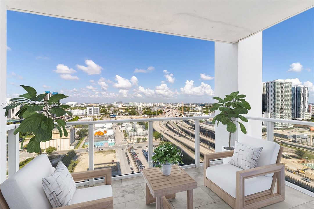 For Sale: $699,000 (2 beds, 2 baths, 1123 Square Feet)