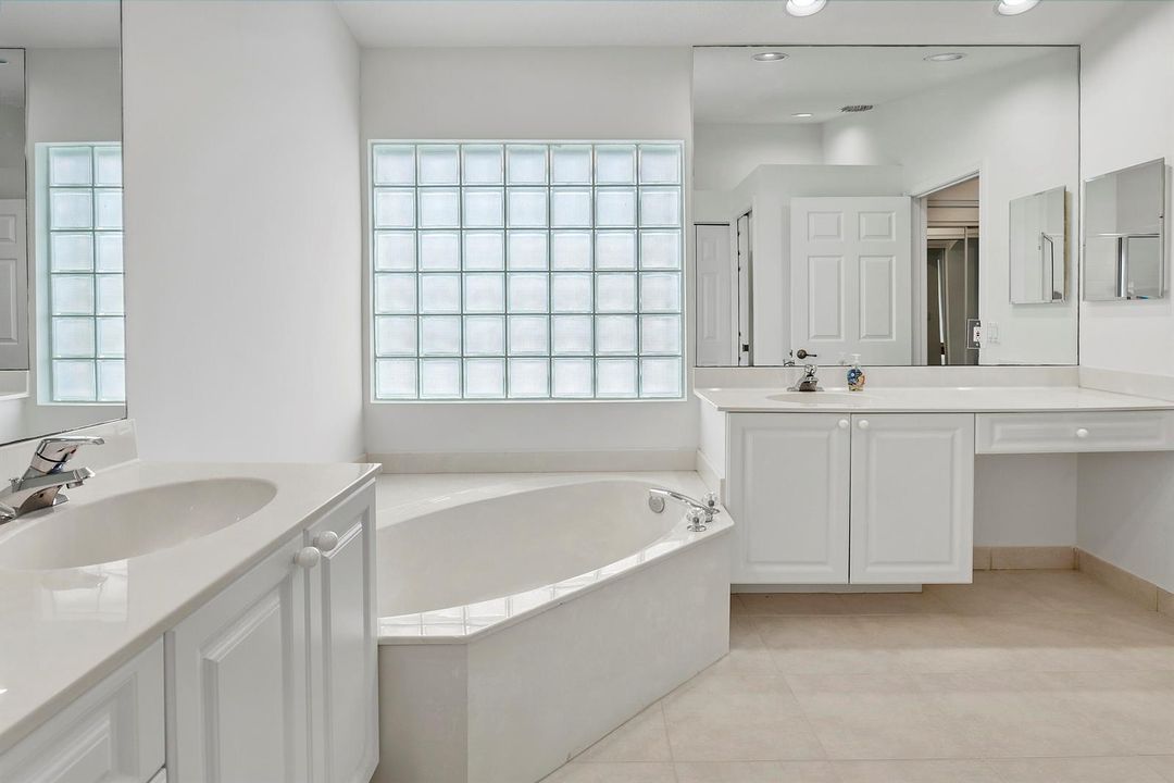 7320 Lombardy St_Amy Doran_21