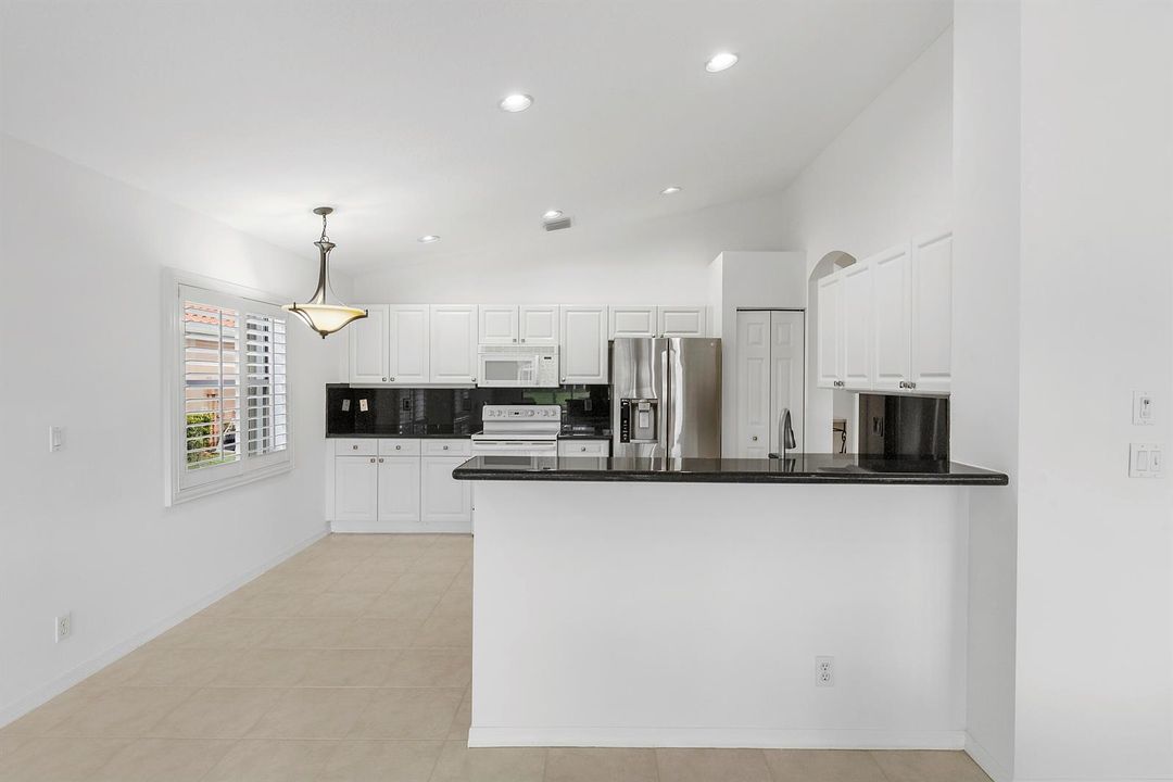 7320 Lombardy St_Amy Doran_26