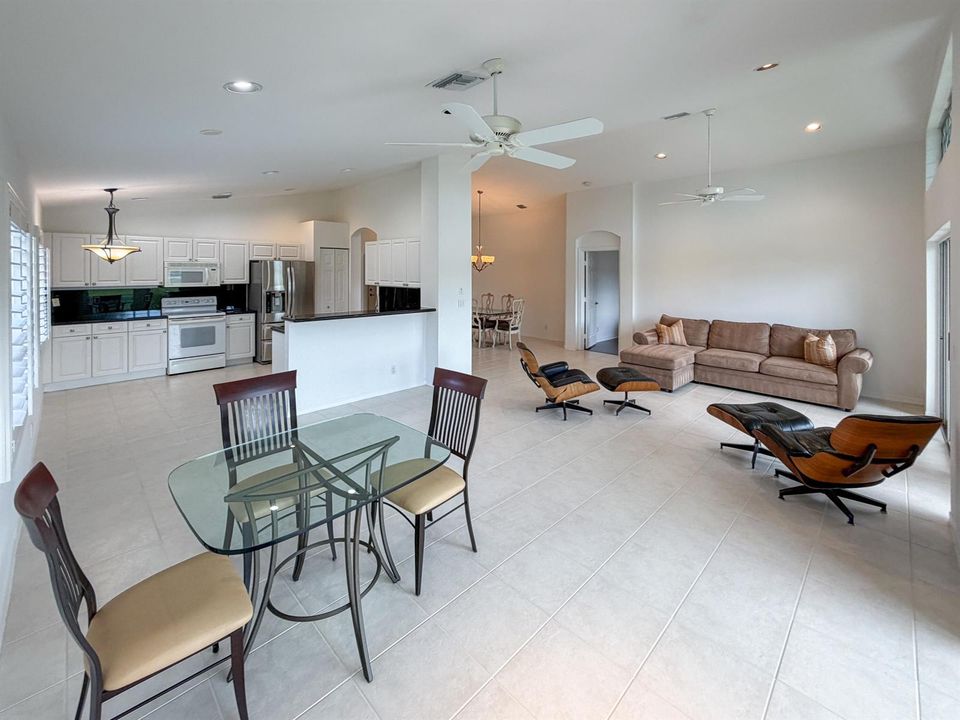 7320 Lombardy St_Amy Doran_3