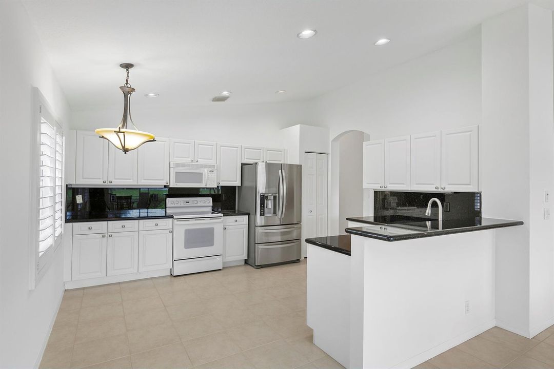 7320 Lombardy St_Amy Doran_31