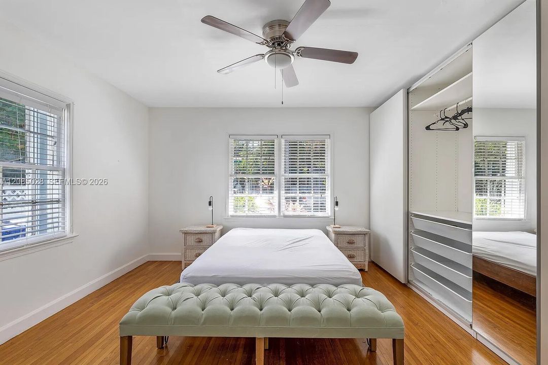 En Venta: $1,095,000 (3 camas, 2 baños, 1429 Pies cuadrados)