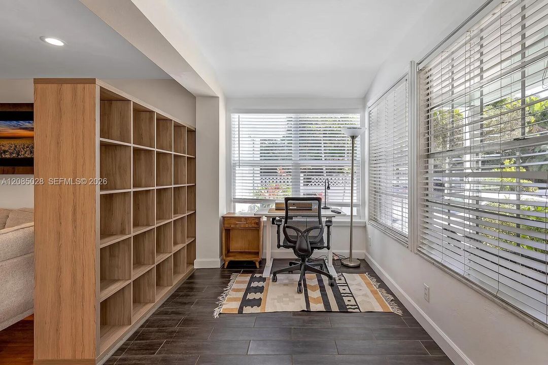 En Venta: $1,095,000 (3 camas, 2 baños, 1429 Pies cuadrados)