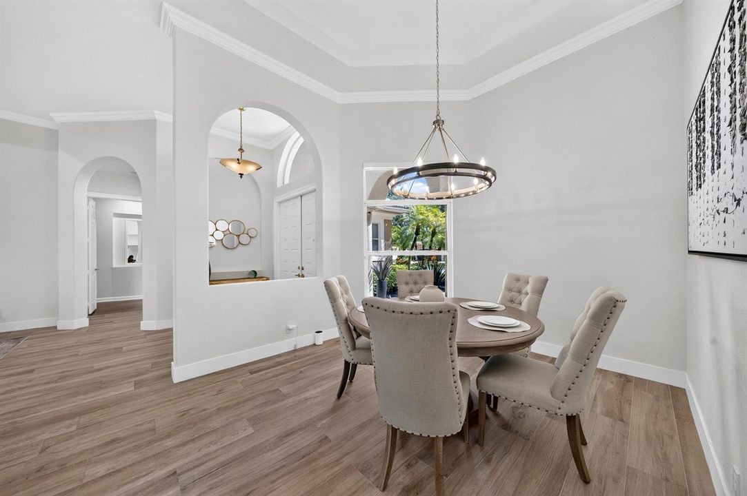 014-044-Dining Room-4000x2662
