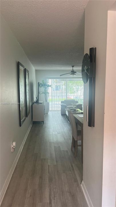 En Venta: $255,000 (2 camas, 2 baños, 1000 Pies cuadrados)