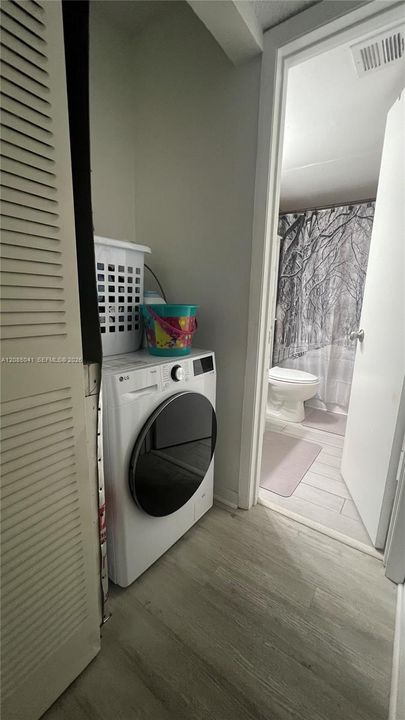 En Venta: $255,000 (2 camas, 2 baños, 1000 Pies cuadrados)