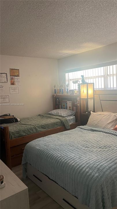 En Venta: $255,000 (2 camas, 2 baños, 1000 Pies cuadrados)