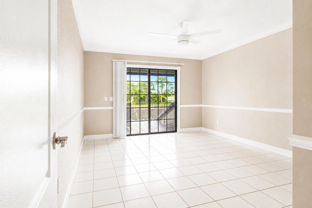 2nd floor bedroom with terrace