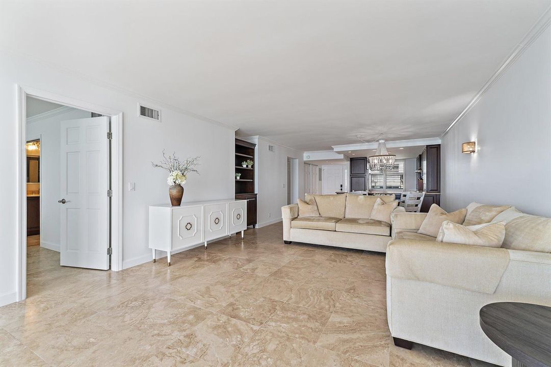 046-900OceanDr-705-JunoBeach-SMALL