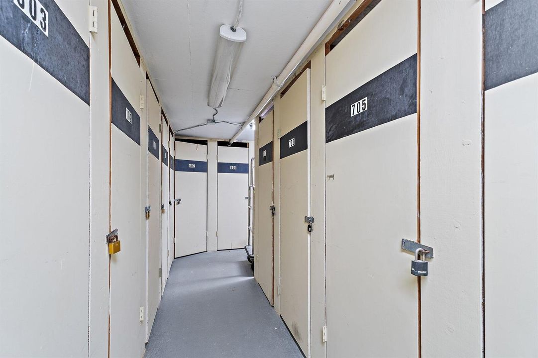 064-900OceanDr-705-JunoBeach-SMALL