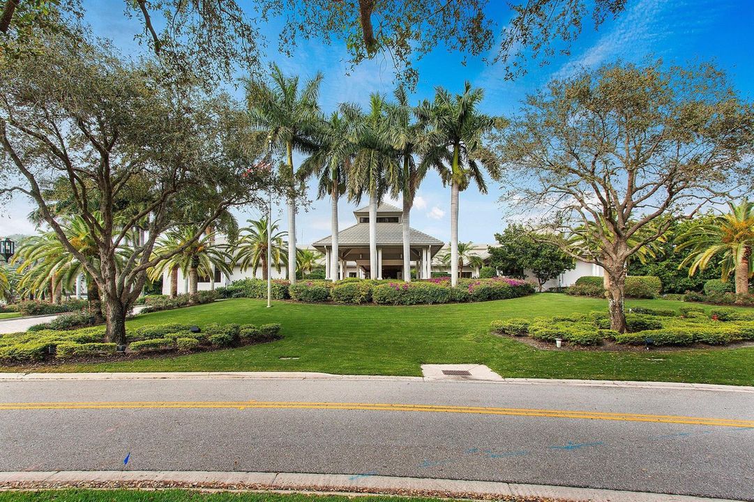 073-21359HarrowCourt-BocaRaton-FL-33433-