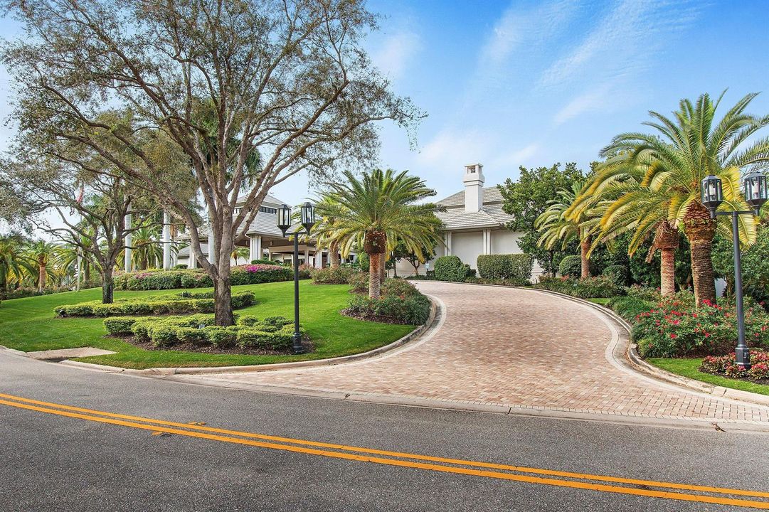 072-21359HarrowCourt-BocaRaton-FL-33433-