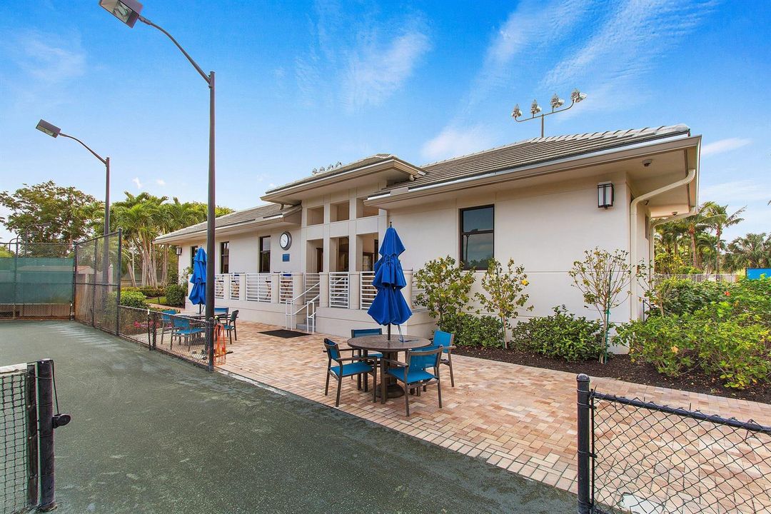 069-21359HarrowCourt-BocaRaton-FL-33433-
