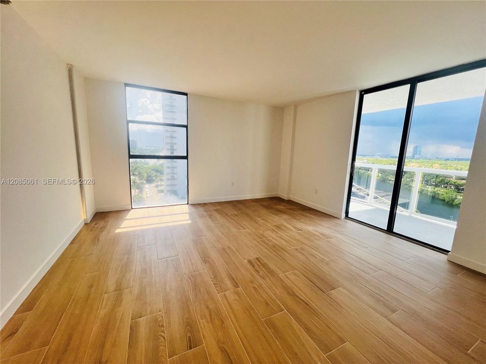 En Renta: $3,150 (2 camas, 2 baños, 1214 Pies cuadrados)