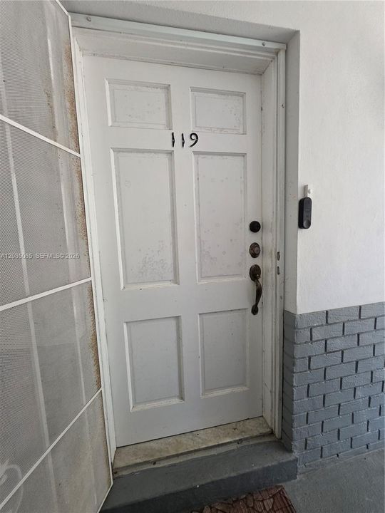 В аренду: $2,300 (2 спален, 2 ванн, 960 Квадратных фут)