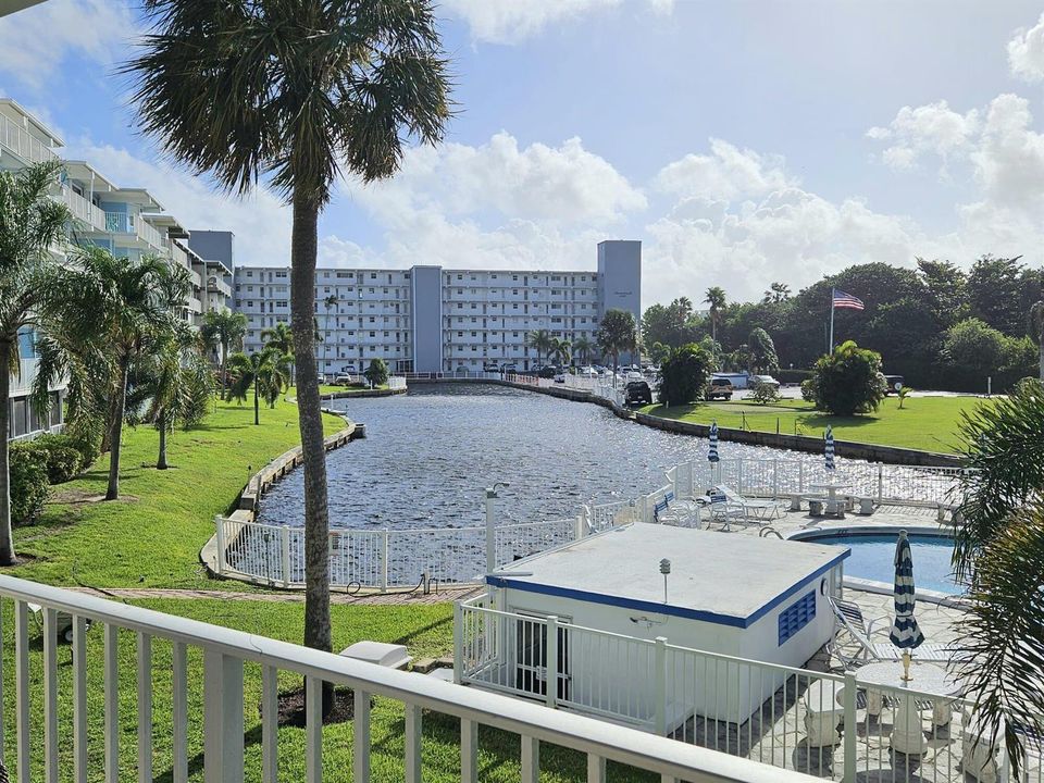 1445 SE 15th Ct #202 Deerfield Beach, FL