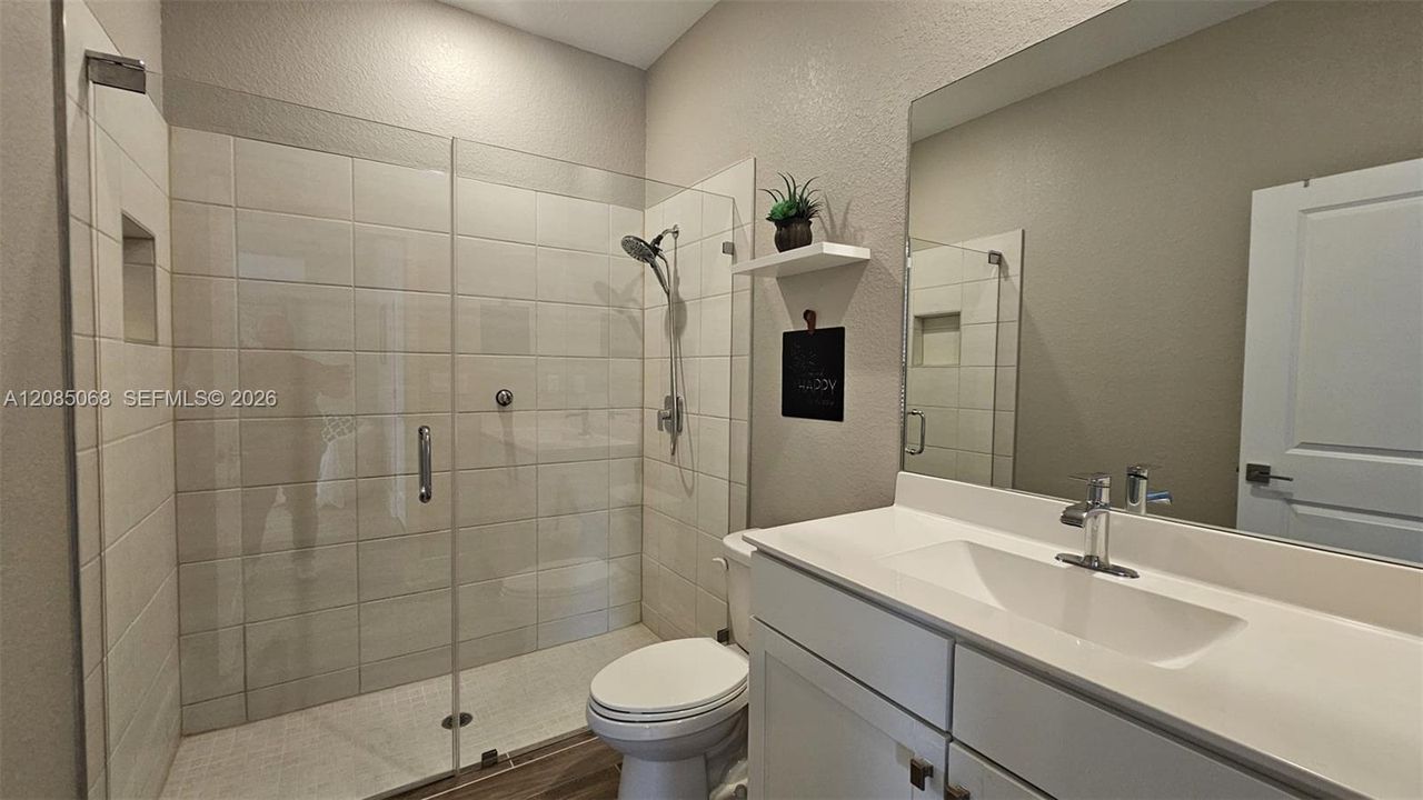 For Rent: $4,750 (4 beds, 3 baths, 2603 Square Feet)