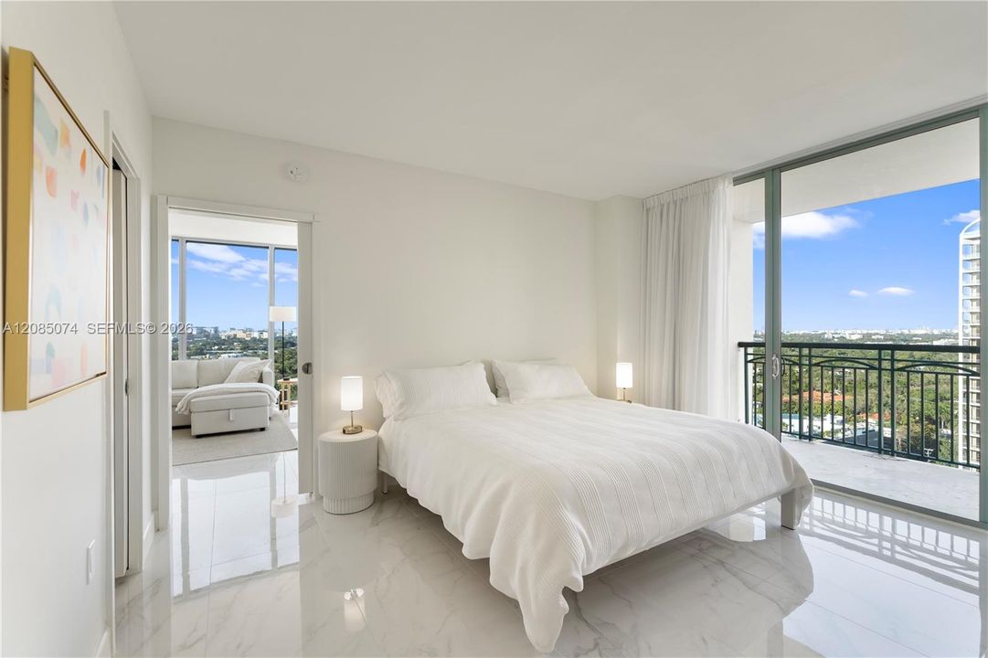 For Rent: $8,000 (1 beds, 1 baths, 1084 Square Feet)