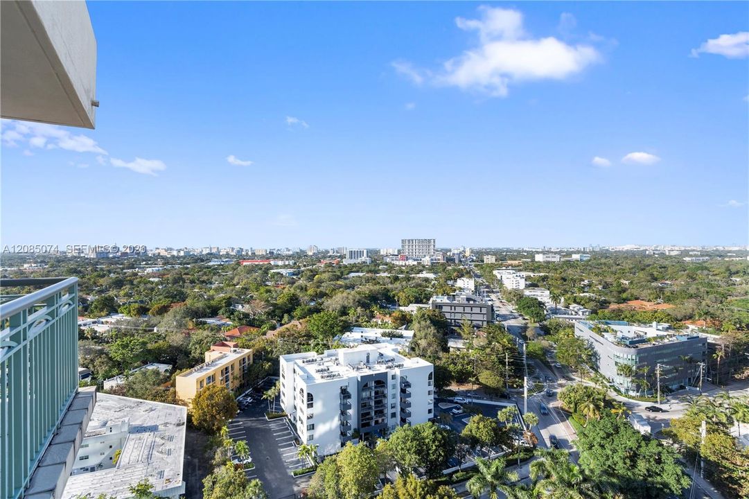 For Rent: $8,000 (1 beds, 1 baths, 1084 Square Feet)