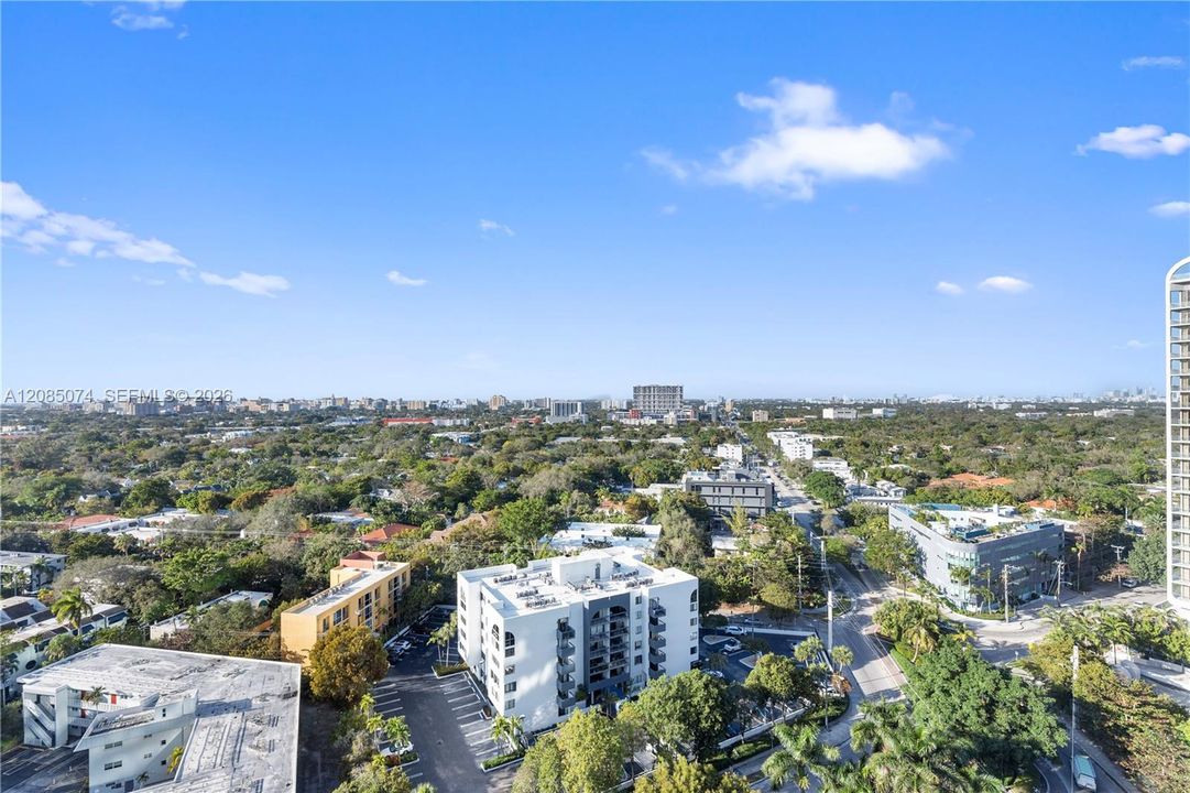For Rent: $8,000 (1 beds, 1 baths, 1084 Square Feet)