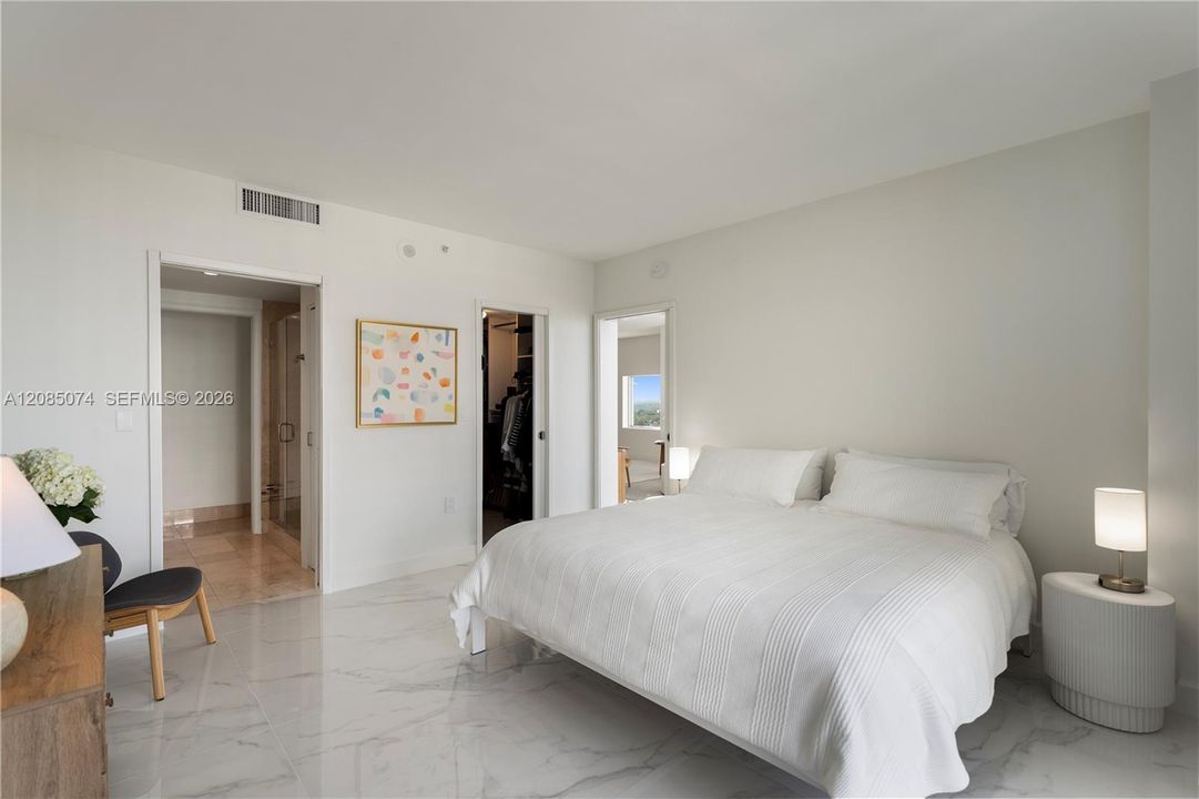 For Rent: $8,000 (1 beds, 1 baths, 1084 Square Feet)