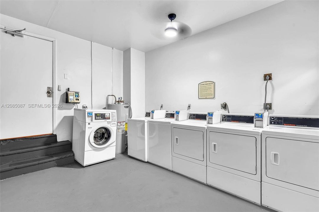Community laundry on 1st floor