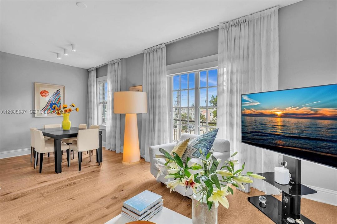 Active With Contract: $3,000 (2 beds, 1 baths, 690 Square Feet)
