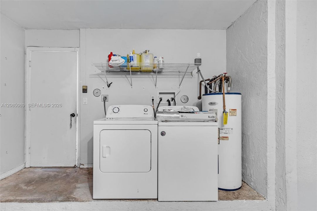 En Renta: $3,700 (3 camas, 2 baños, 1656 Pies cuadrados)