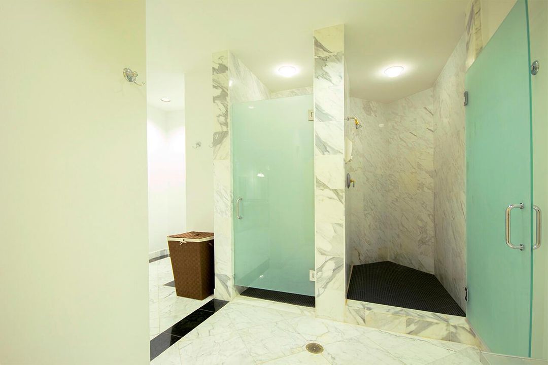 09 TP-II Steam room-LR