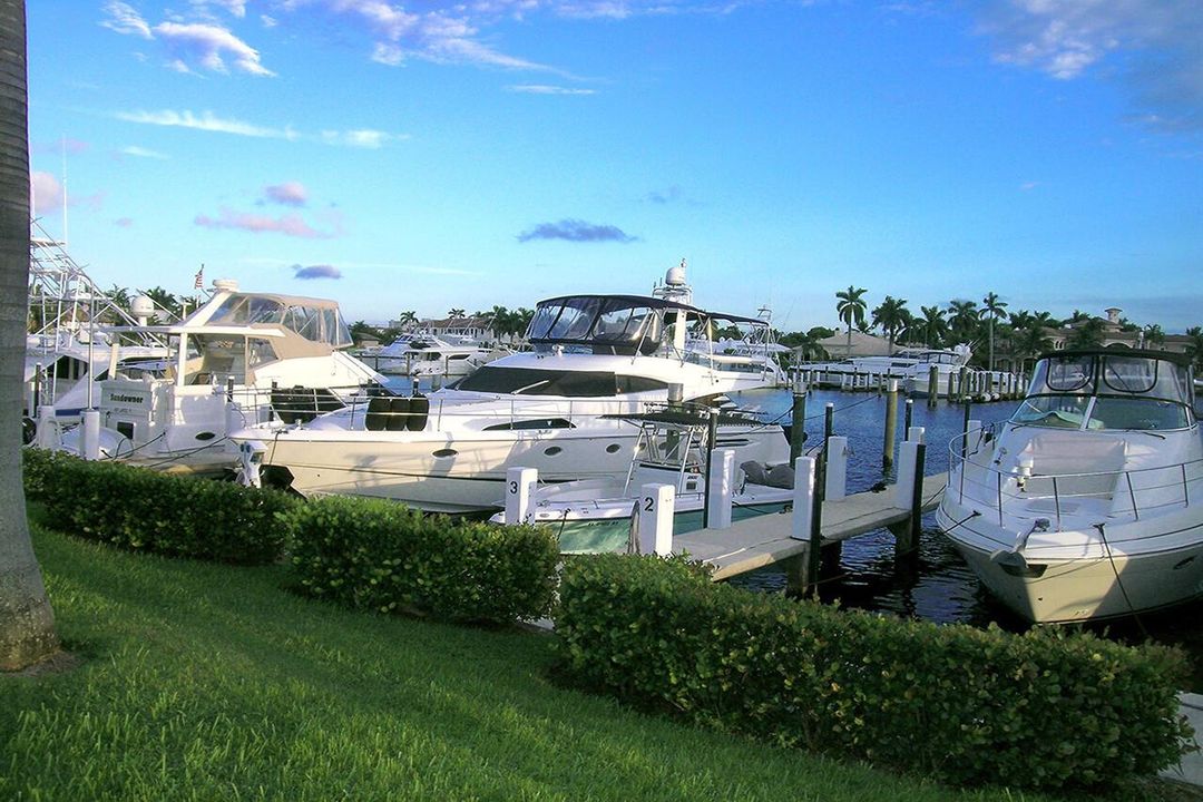 550 SE Mizner Blvd B309 Boca Raton FL 33