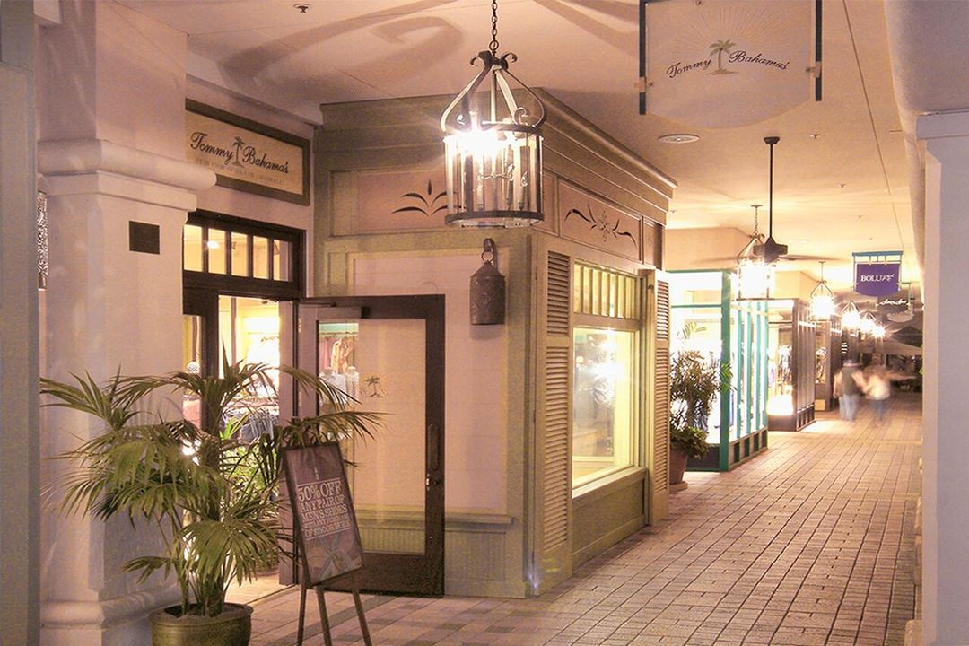 034 Mizner Park Shop-LR