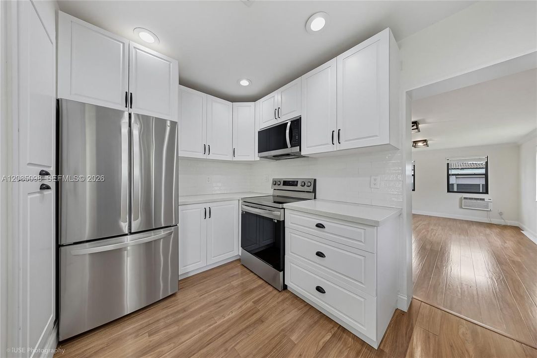 В аренду: $4,300 (3 спален, 2 ванн, 1595 Квадратных фут)