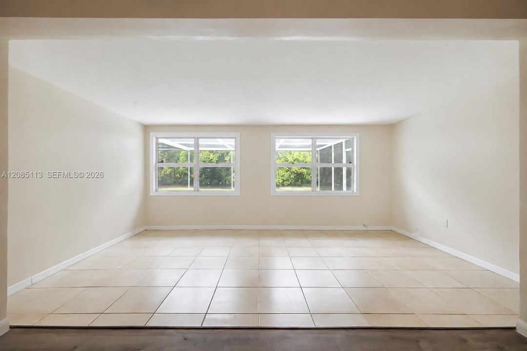 En Renta: $11,000 (5 camas, 4 baños, 2544 Pies cuadrados)
