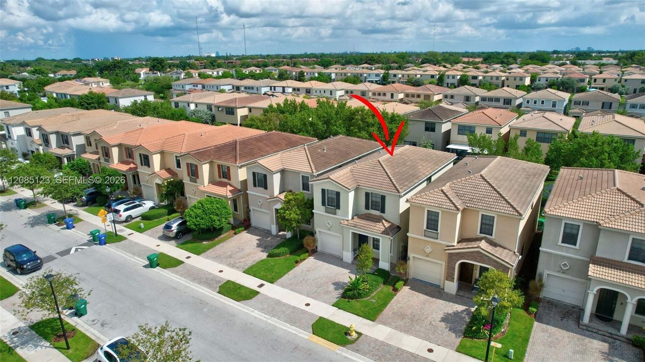 For Rent: $5,000 (4 beds, 2 baths, 2156 Square Feet)