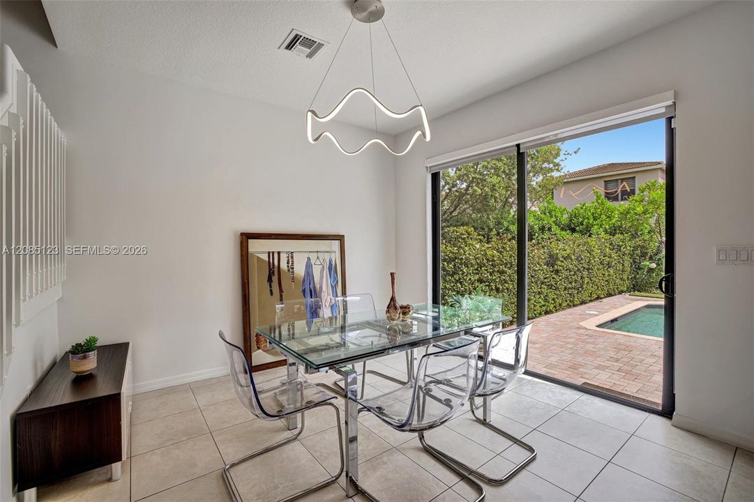For Rent: $5,000 (4 beds, 2 baths, 2156 Square Feet)