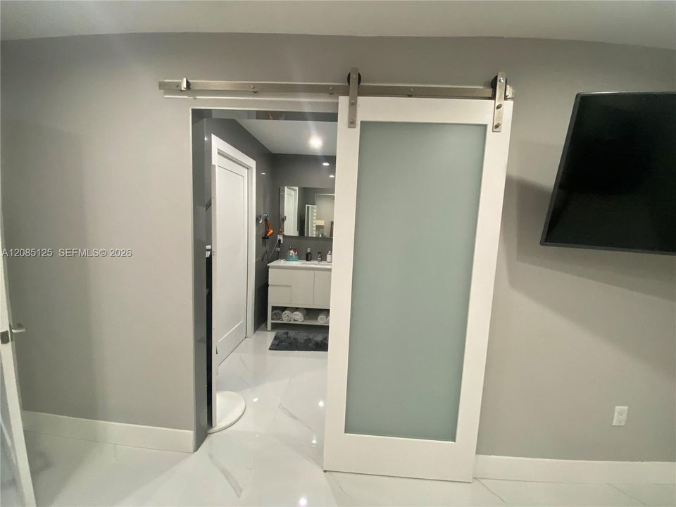 В аренду: $5,000 (3 спален, 3 ванн, 2245 Квадратных фут)
